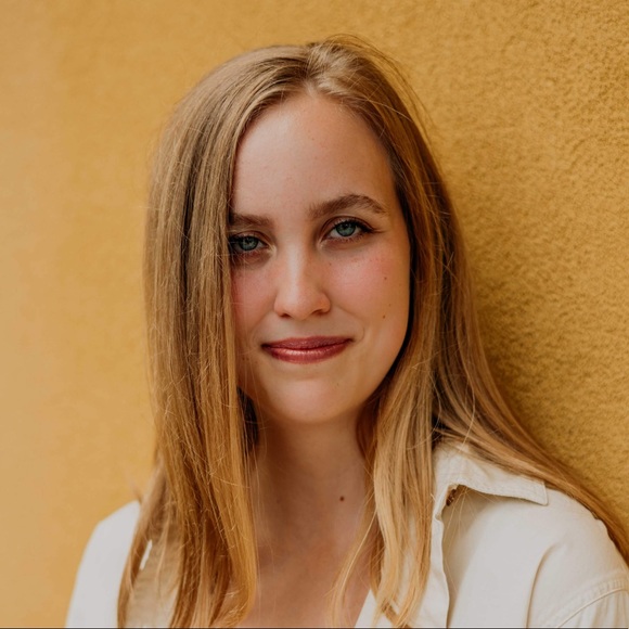 Meet your Posher, Kelly - Picture 1 of 1